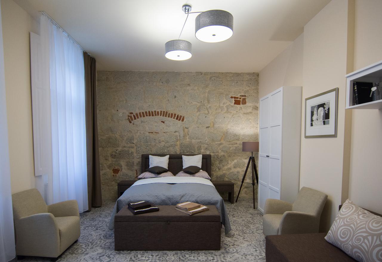 Zora Apartman 埃格尔 外观 照片